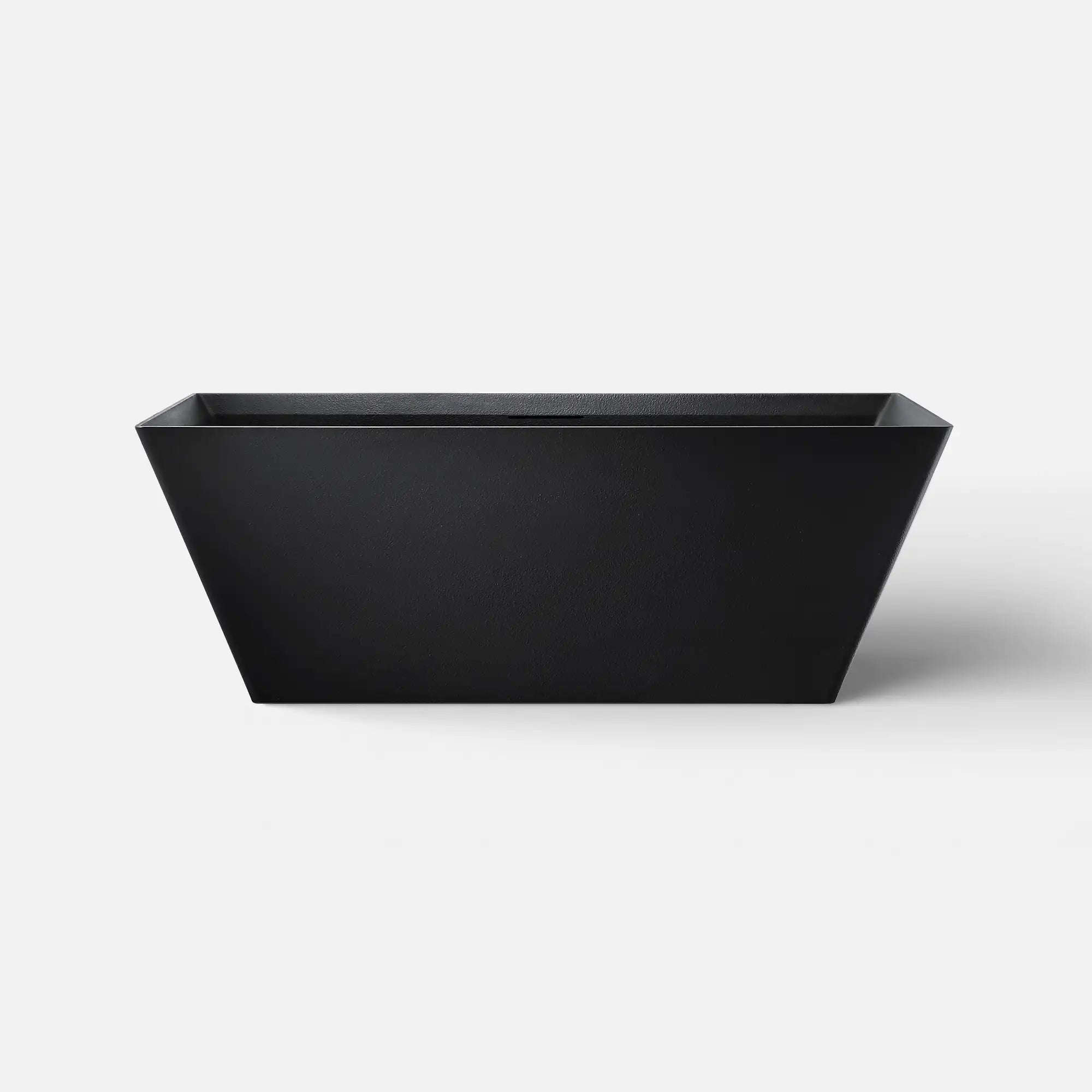 Front view of the FORMA Freestanding Bath in black