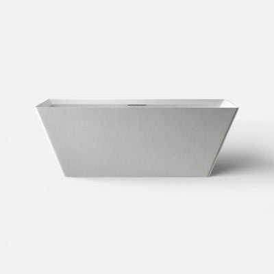 Front view of the FORMA Freestanding Bath in white