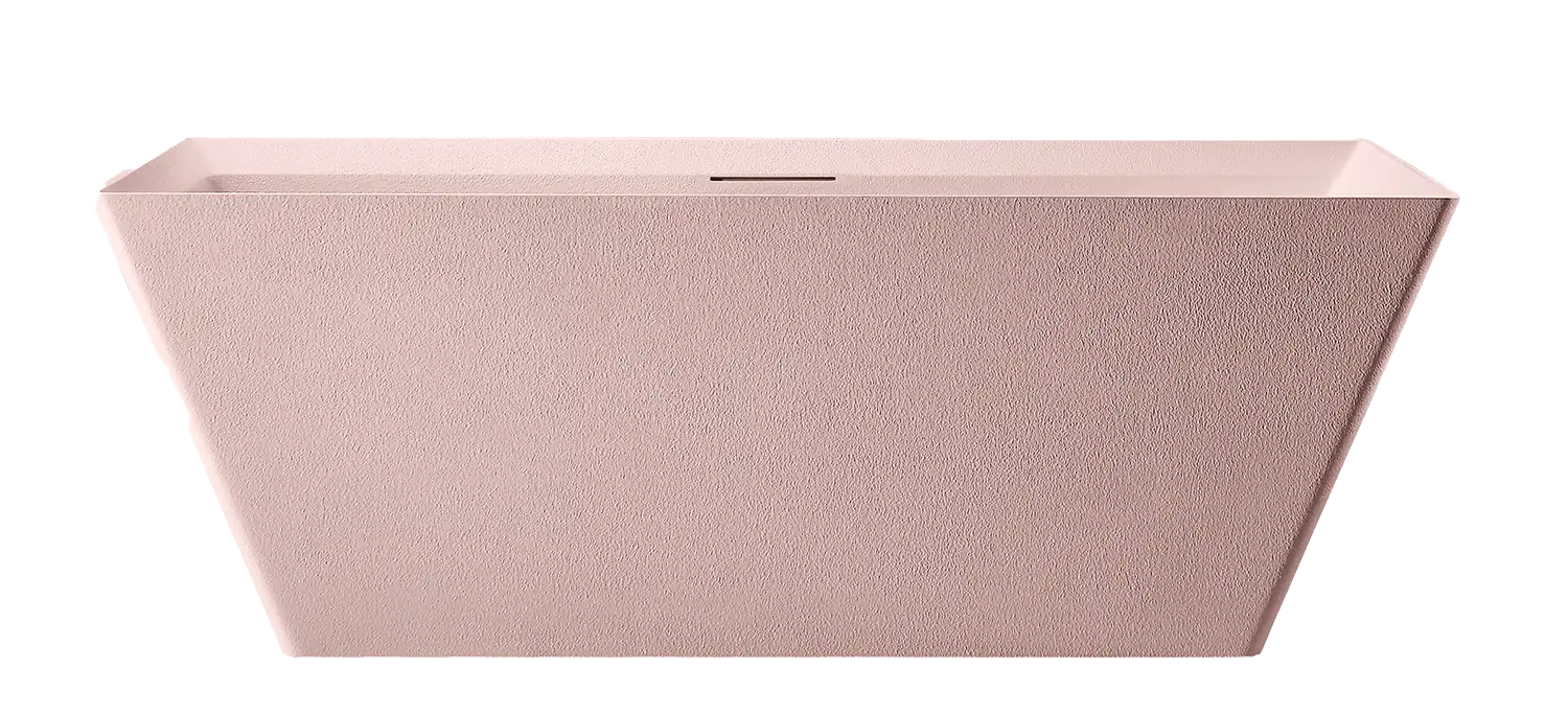 Forma freestanding bath in pink